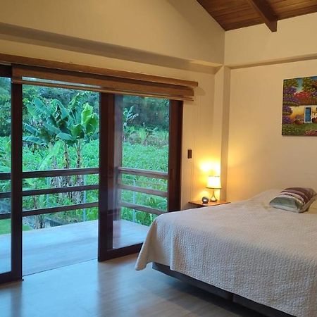 לינה וארוחת בוקר Macas Quinta Isabel, Casa De Huespedes & Cafeteria מראה חיצוני תמונה